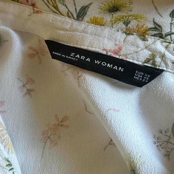 Zara Floral White Peplum Blouse - Picture 2 of 8